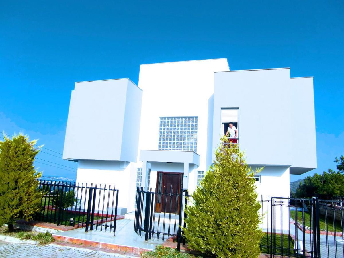 Luxury Villa With Amazing View, Cesme Bagian luar foto